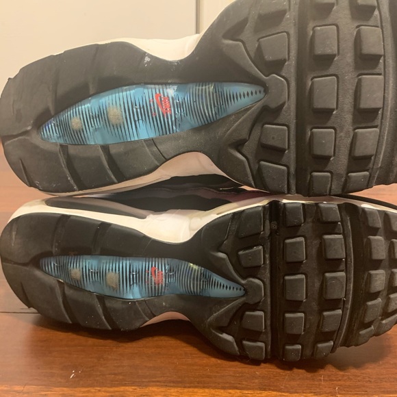 COPY - airmaxes - Picture 7 of 10